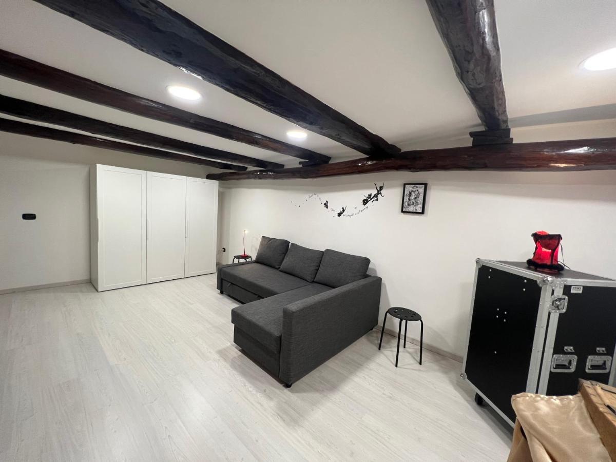 La Casa Di Marty Apartment Napoli Ngoại thất bức ảnh